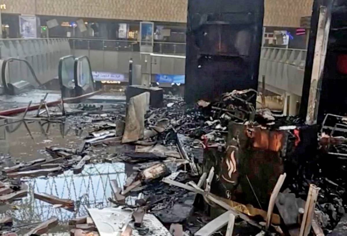 إيران تشن عدواناً بالصواريخ والمسيرات على الكويت والبحرين